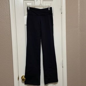 Lululemon G1 Black Flared Yoga Pants in 4 Tall